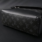 Louis Vuitton Messenger Bag – Monogram Eclipse Canvas