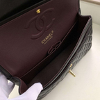 Chanel Classic Flap Bag Black Quilted Lambskin Gold CC Chain Shoulder Bag Medium
