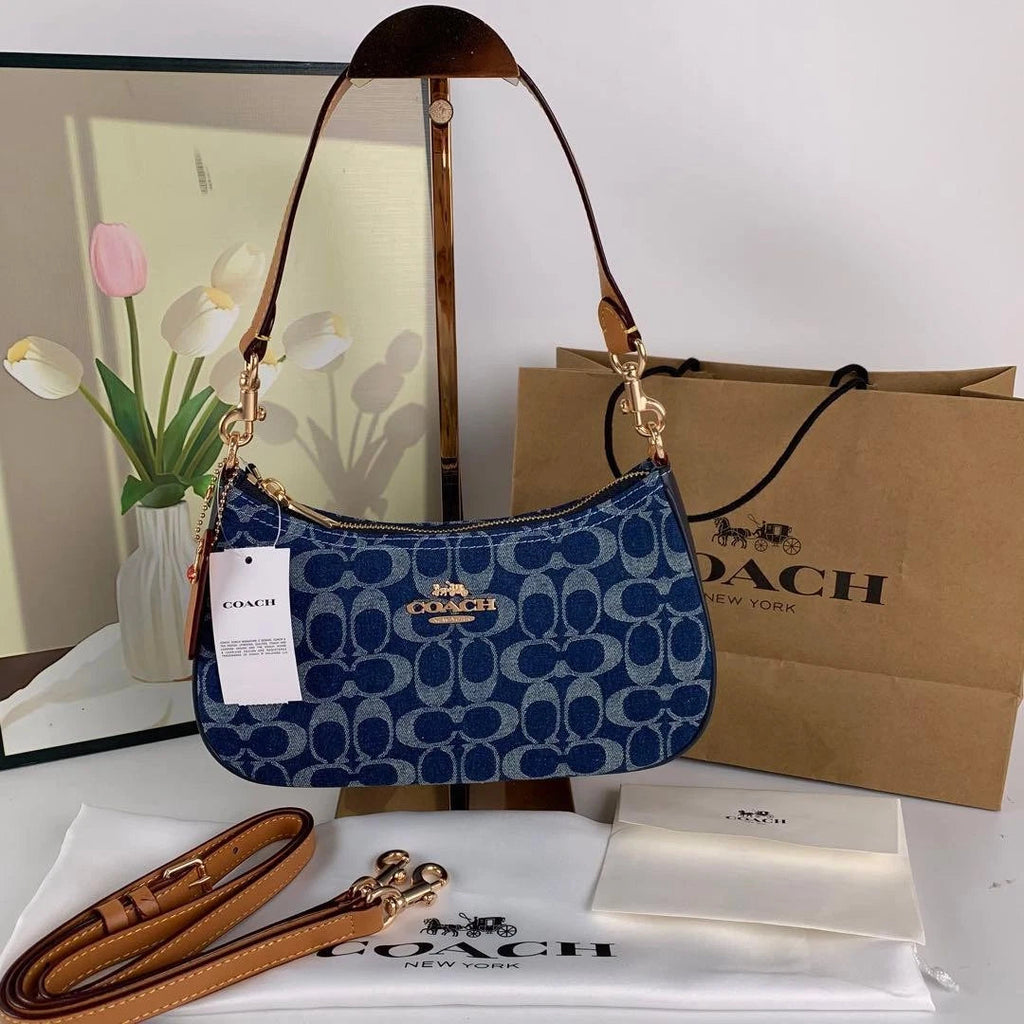 Coach CAF82 Denim/Natural Teri Shoulder Signature Denim Outlet Products